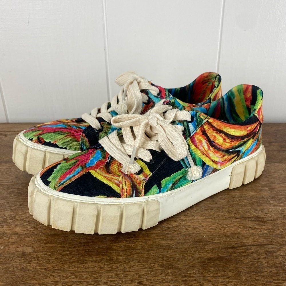 FARM RIO Black Banana Flatform Sneaker size 9